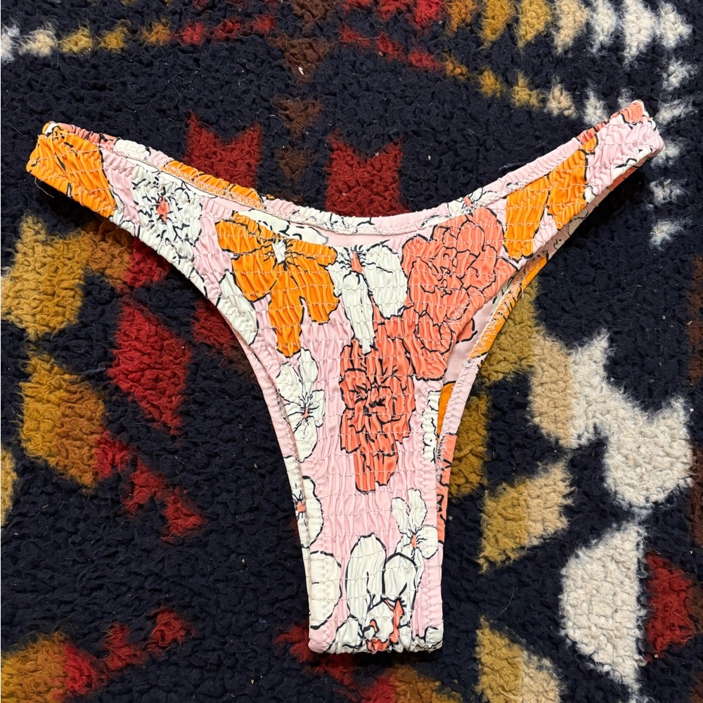 Summerhaus bikini Bottoms sz s NWOT - Pink and Orange floral